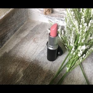 Mac frost lipstick in Angel.